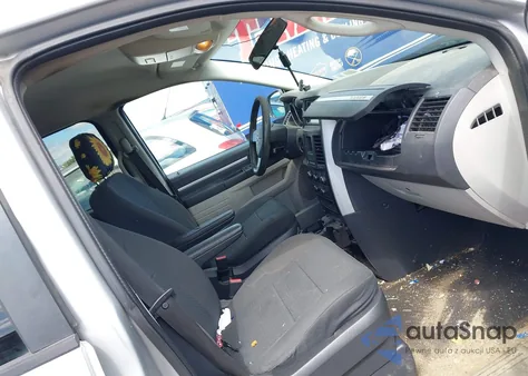 2010 Dodge Grand Caravan Se z USA, uszkodzony, nr VIN 2D4RN4DE5AR350031